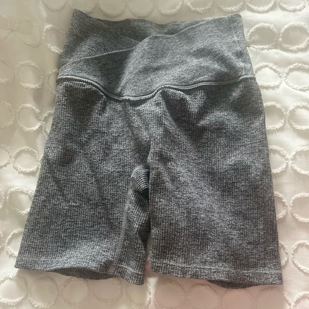 Colsie crossover biker shorts